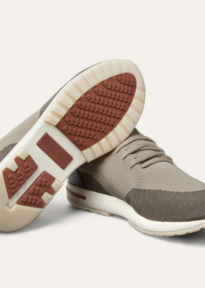 360 LP Flexy Walk Sneaker