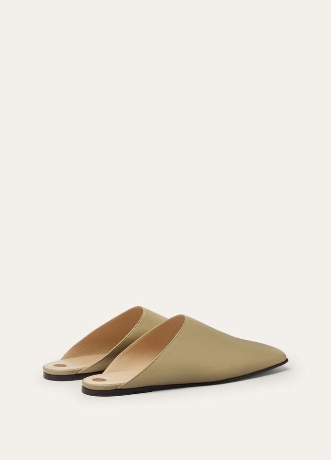 Alba Flat Mule