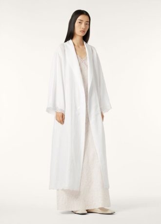 Braxton Robe