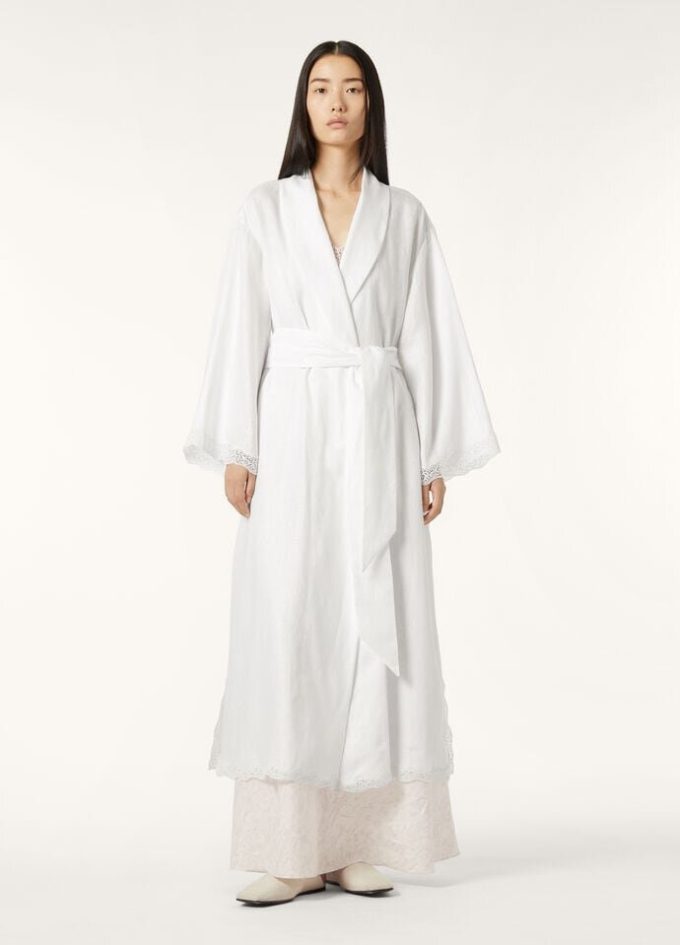 Braxton Robe