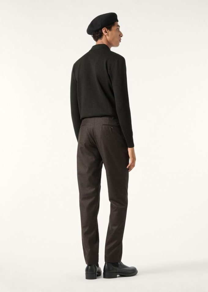 Buttonless Polo-shirt