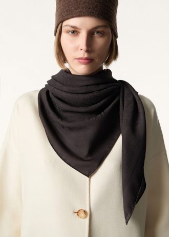 Floral Majolica Foulard 120 x 120