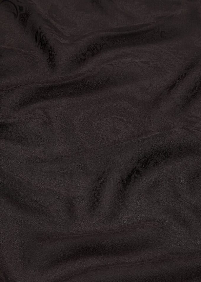 Floral Majolica Foulard 120 x 120