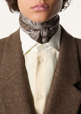 Floral Majolica Foulard 90 x 90