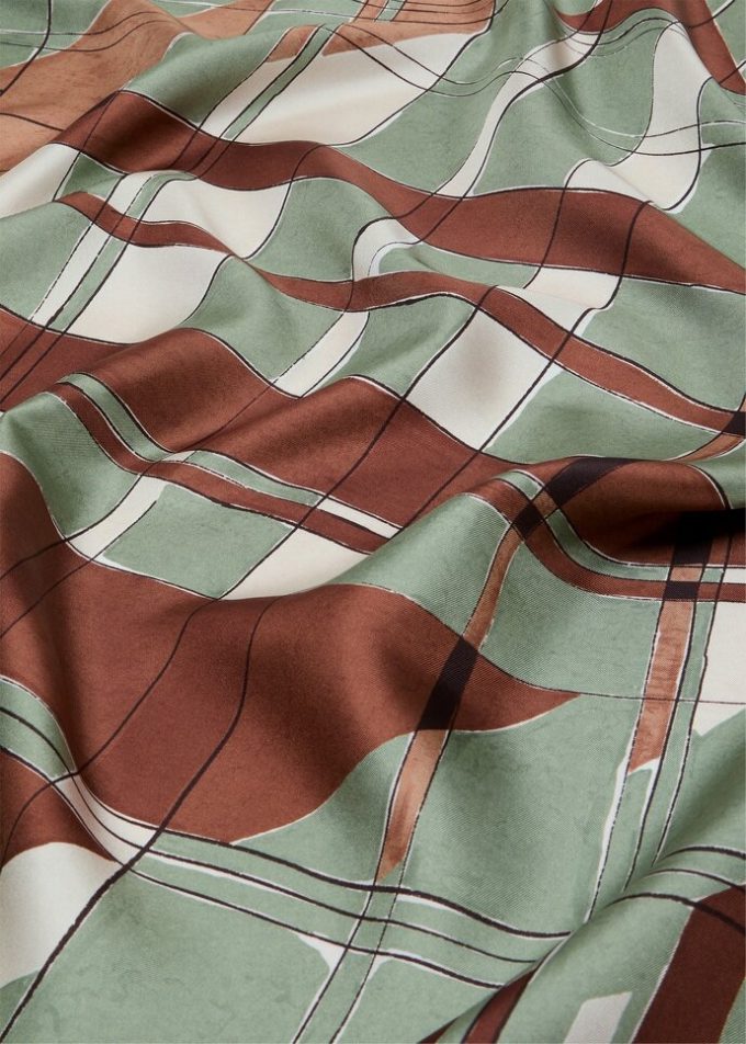 Loro Clan Collage 90 x 90 Foulard