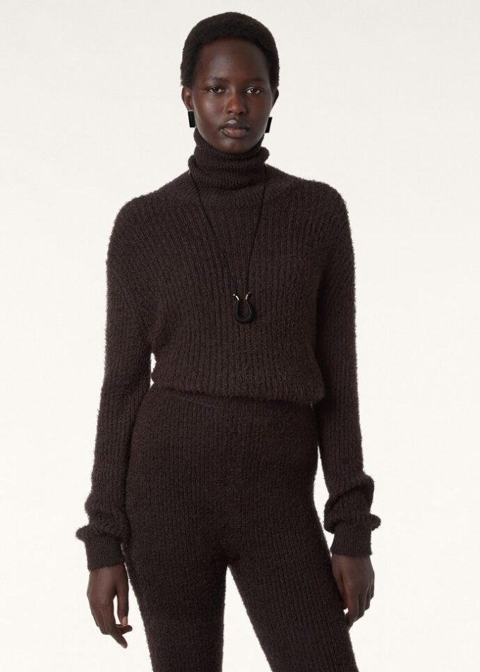 Peruvian Lily Turtleneck Peruvian Lily Turtleneck