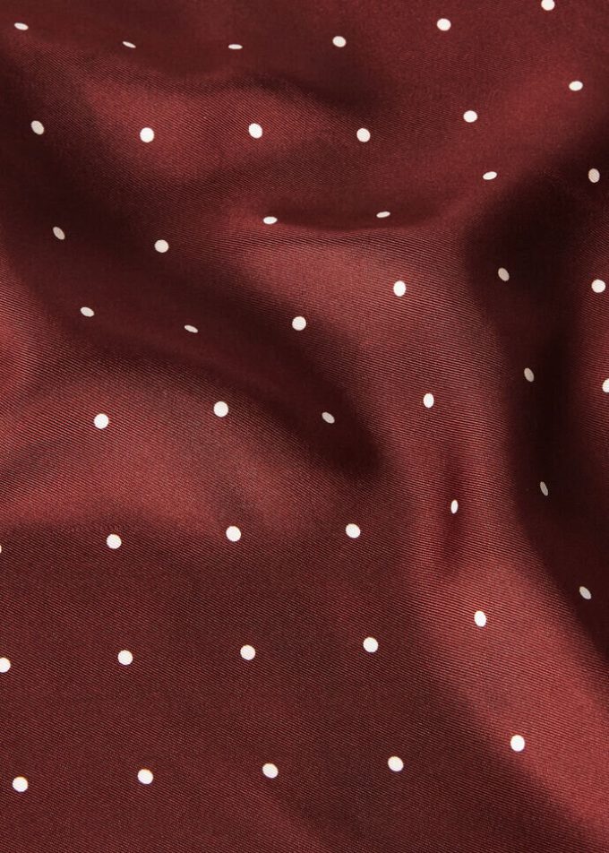 Triangle Scarf 90×60 Triangle Scarf 90×60