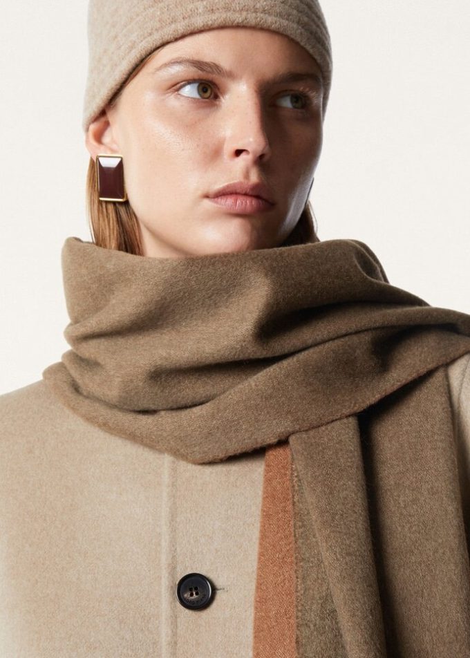 Two-Tone Scarf