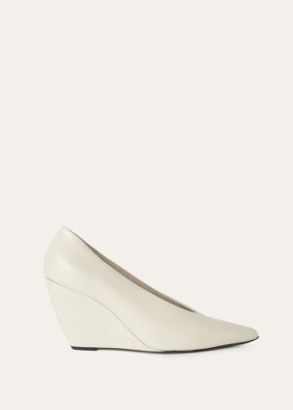 Viola High Wedge Pump