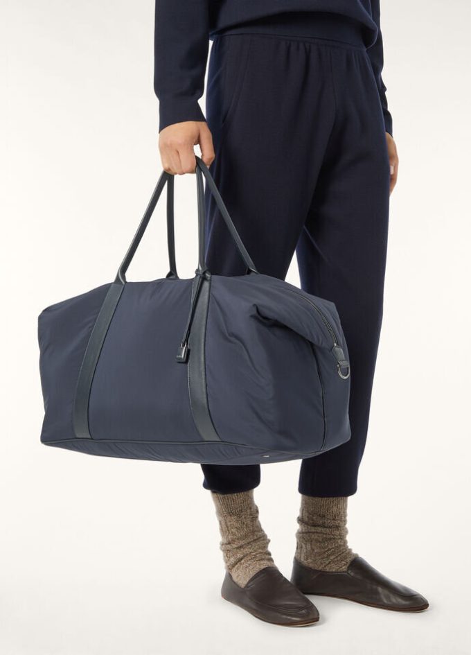 Wind Duffle bag